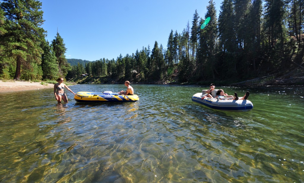 Wenatchee River Rafting Slide Show – Married To Adventure